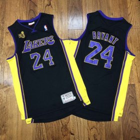 Wholesale Cheap Men\'s Los Angeles Lakers #24 Kobe Bryant Black 2009 NBA Champions Patch Hardwood Classics Jersey