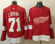 Wholesale Cheap Men's Detroit Red Wings #71 Dylan Larkin Red Home 2017-2018 Hockey Stitched NHL Jersey